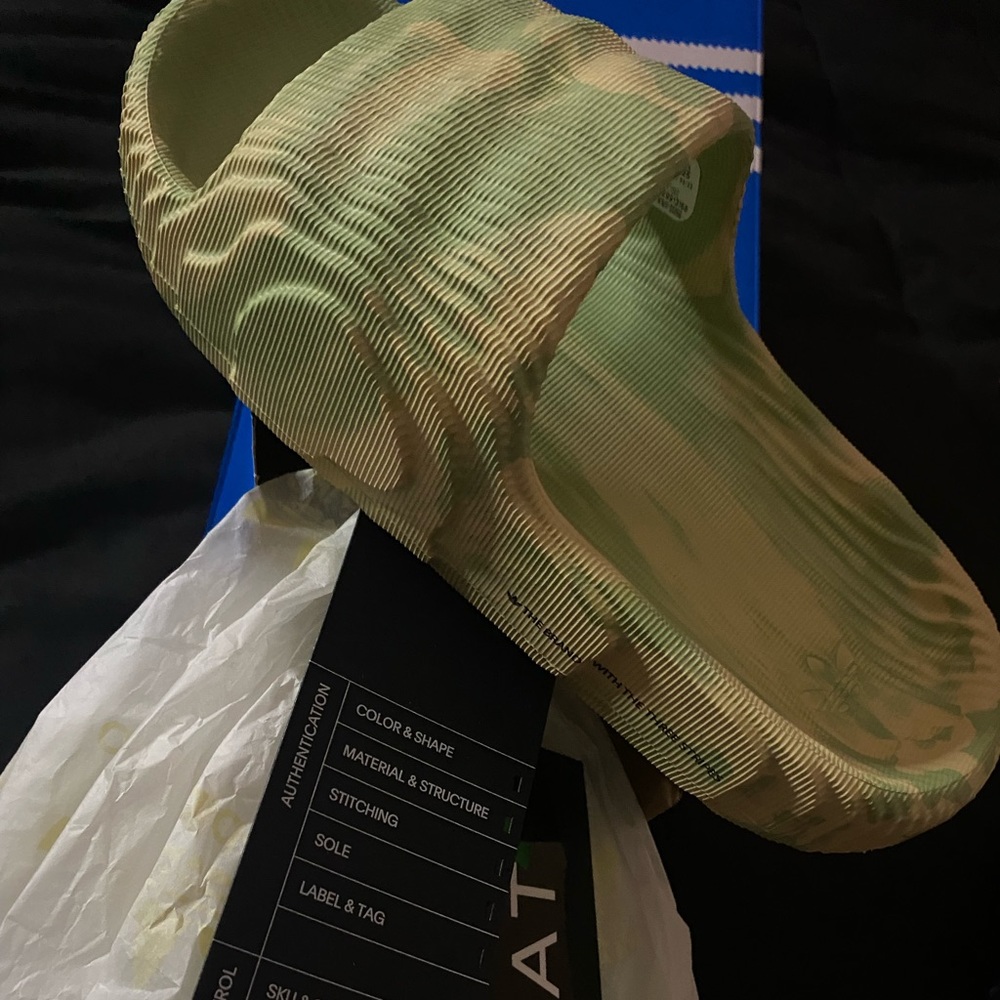 Adidas Adilette 22
